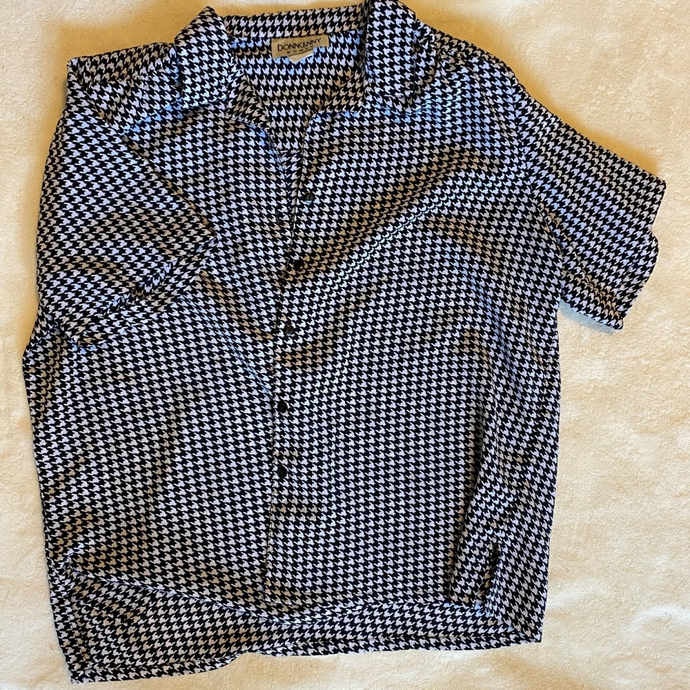 Vintage short sleeve button up.